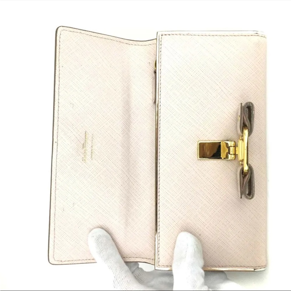 Salvatore Ferragamo Vara Leather Long Bifold Wallet - Picture 5 of 8